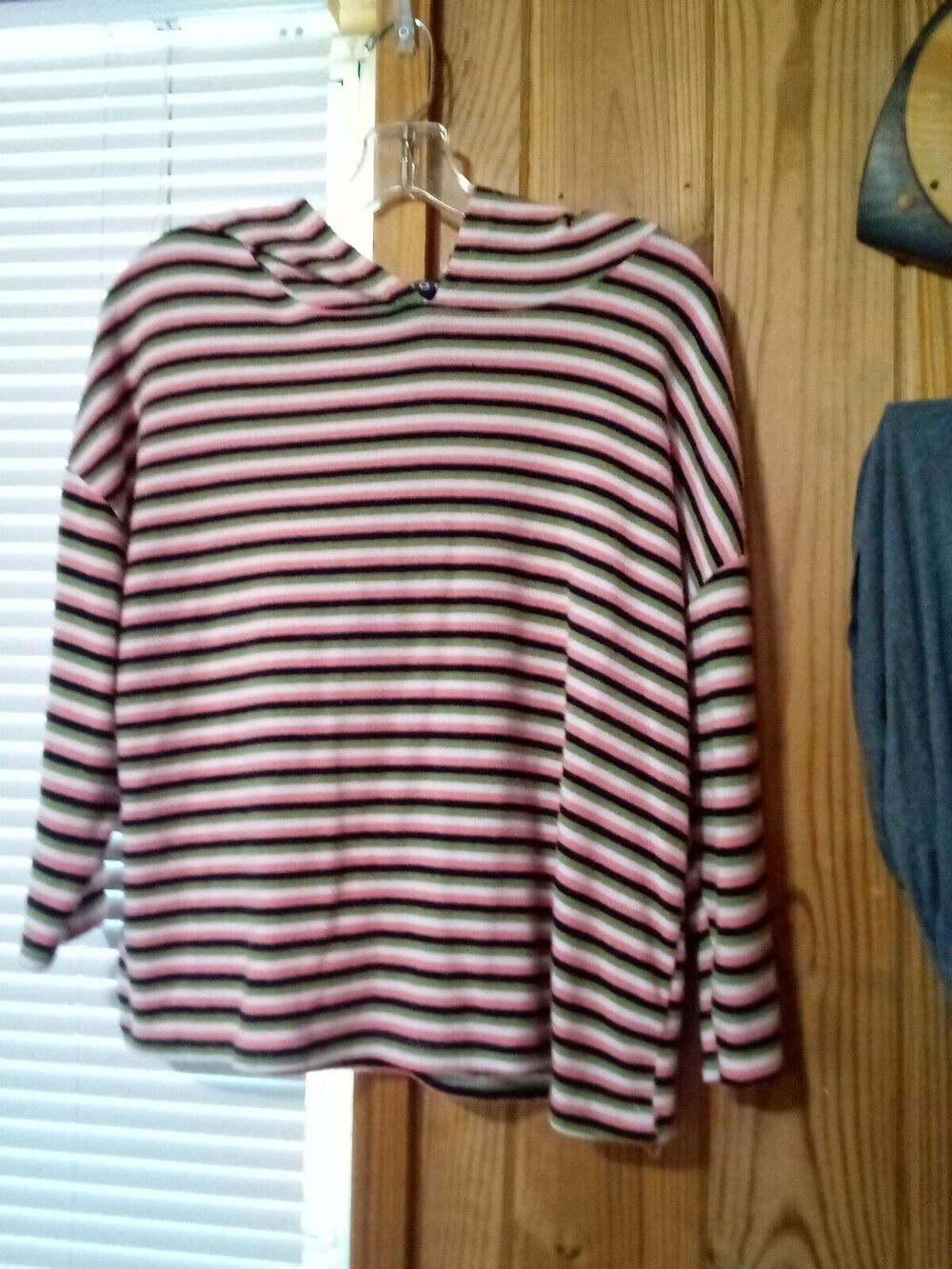 POOF NEW YORK Women 3/4 Sleeve Hoodie Pullover Striped Casual Top Size Medium